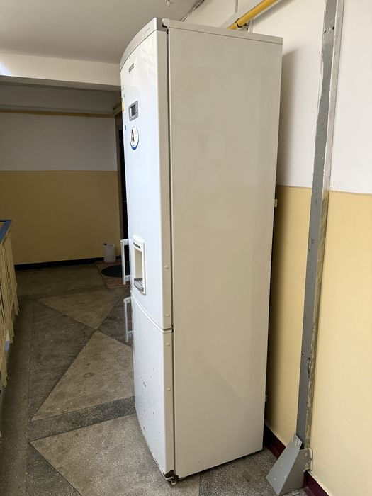 Combina frigorifica Beko