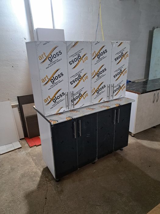 Мебель Кухонный гарнитур, отдельно кухонный стол