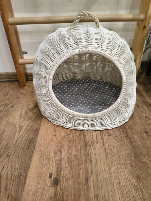 Кошница-пещера за котка Aumüller – като нова