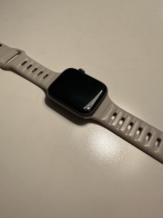 Apple watch SE 44мм