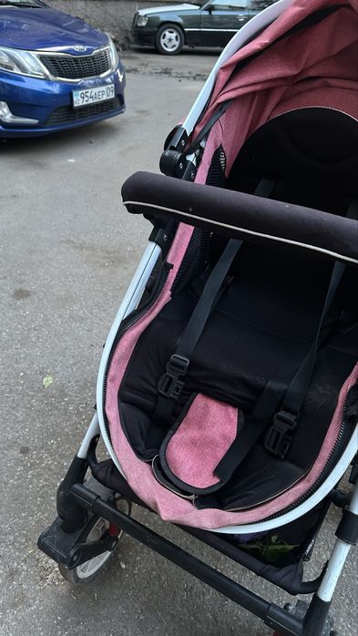 Коляска  в поддержанном состоянии