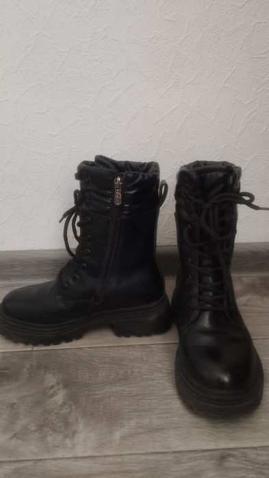 Продам зимние сапоги