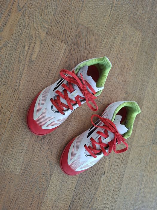 Ghete fotbal adidas f50 pt sintetic marimea 32