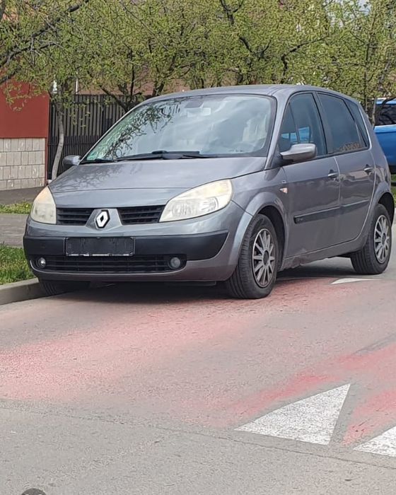 Scenic 2 1.6 Benzină pt piese de schimb