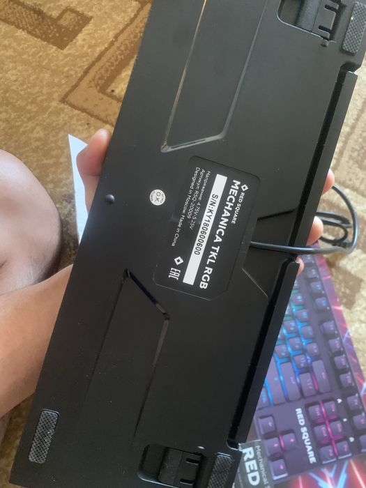 Продам клавиатуру механическая