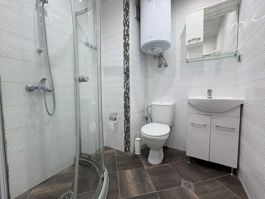 Дава се под наем Двустаен апартамент в Варна, Център - 54 кв.м за 680 € - Снимка #9