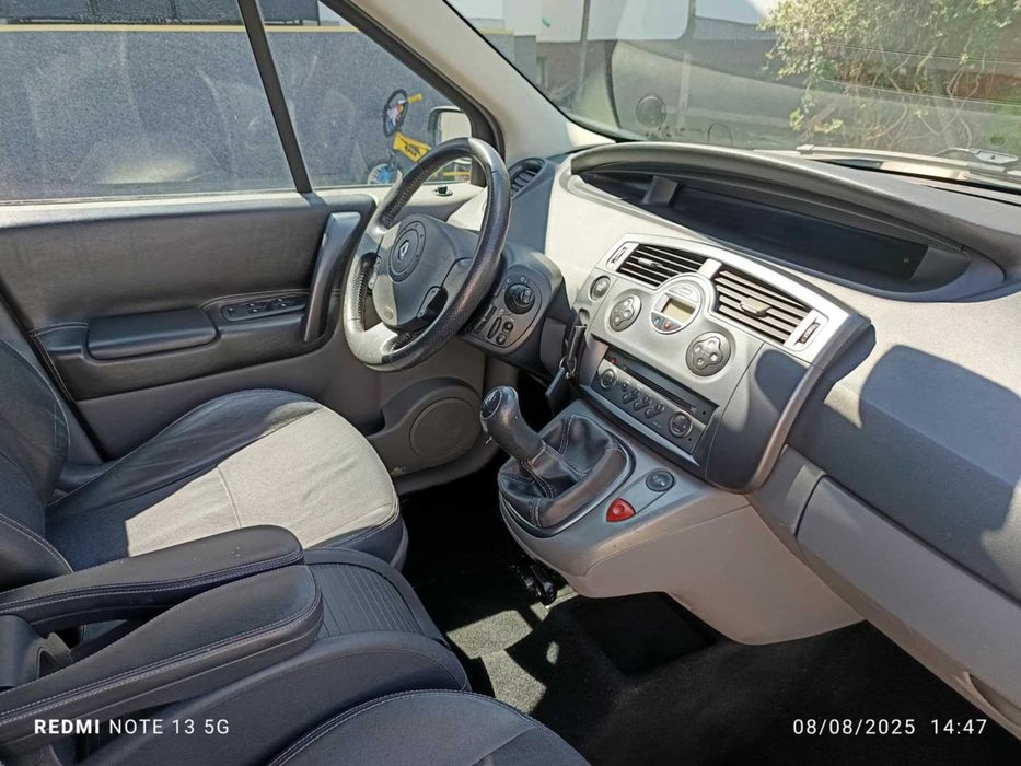 Renault Grand Scenic 1.5 dci 7 Locuri