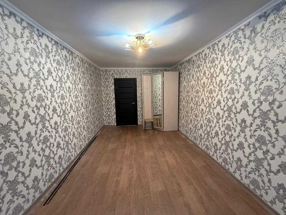 2 ком на 2 этаже 27 квартал