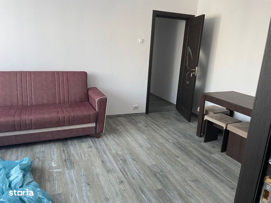 Vest(Cosminele),apart 3 cam de inchiriat