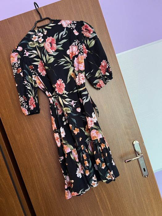 Дамска рокля лятна