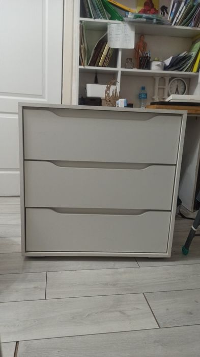 Продам комод белый