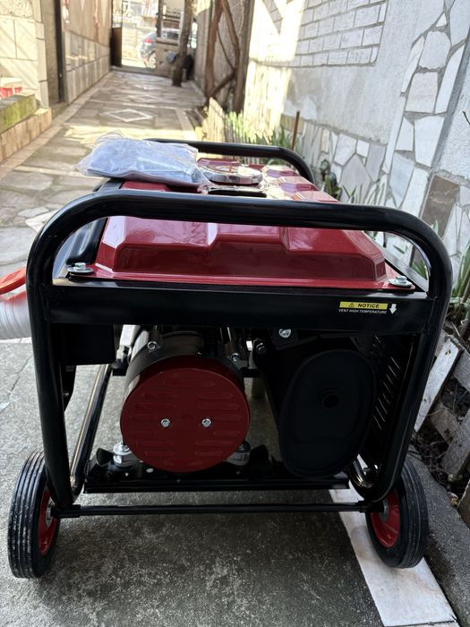 Бензинов трифазен генератор за ток Honda ,7.0 Kw , 8.1 часа