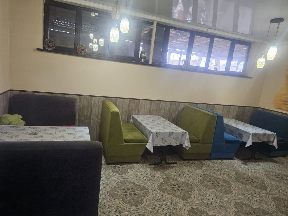 Продам оборудование для кафе .