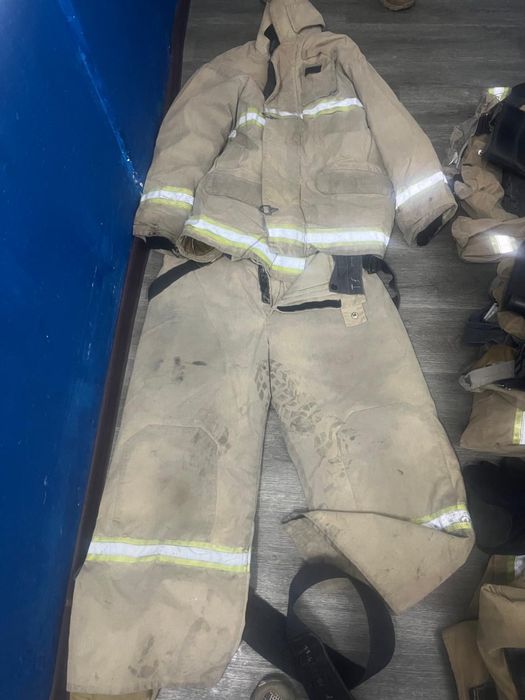 Продам боевые одежды пожарного