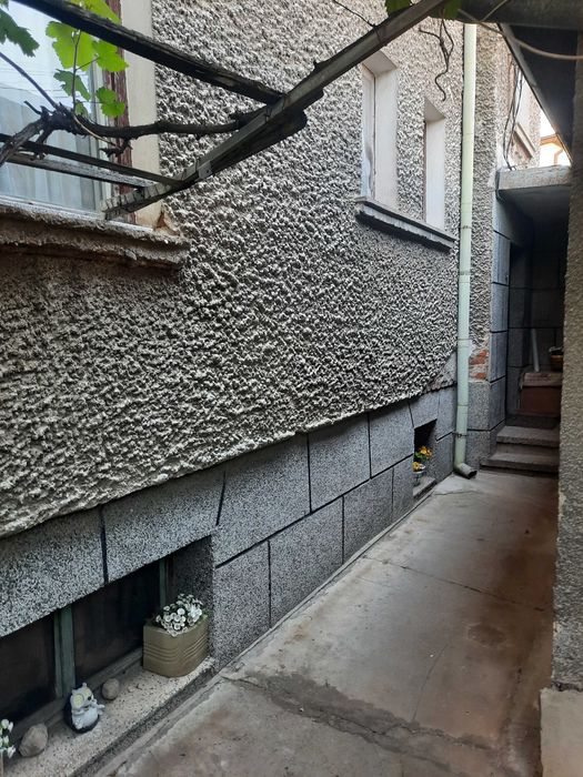 Продава се Къща в Радомир - 82 кв.м за 653 €/кв.м - Снимка #1