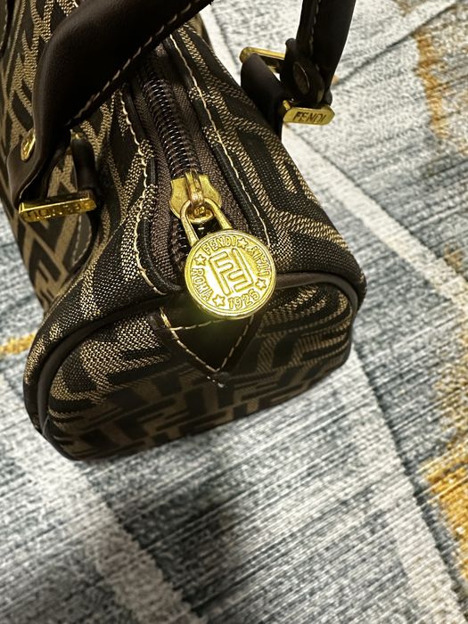 !!Geanta Fendi!!