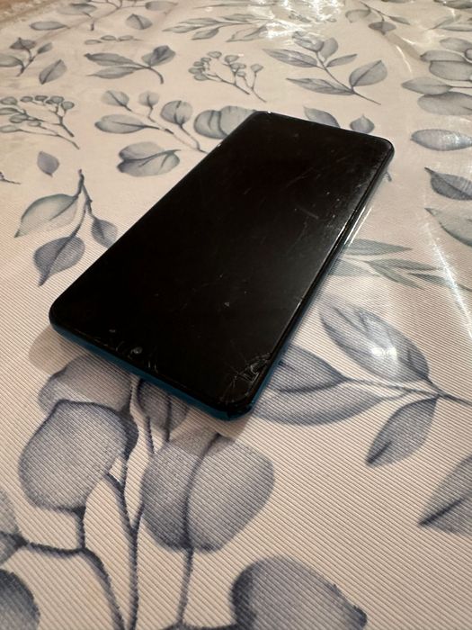 телефоны на запчасти