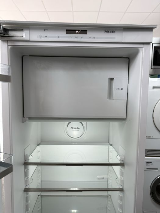 Хладилник и фризер за вграждане Miele