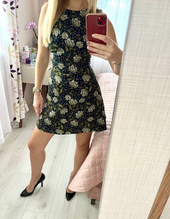 Къса елегантна рокля Zara