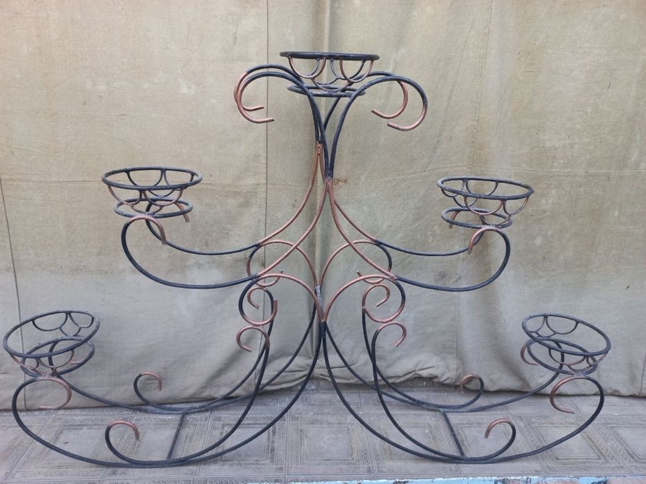 Подставка для цветов