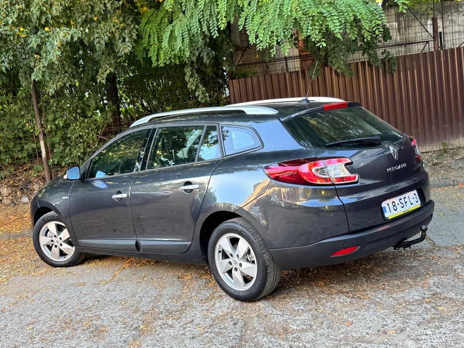 Renault Megane “Bose” / 2011 / Diesel / 219.000 Km