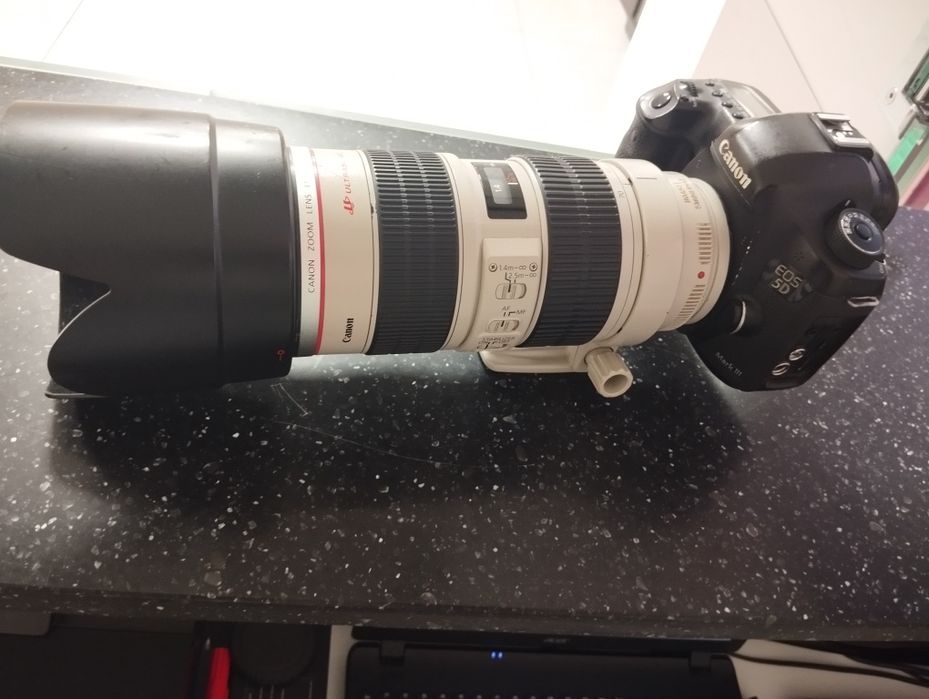 Fataparat Conon mark 3 70/200 obyektiv kamplekt sotiladi