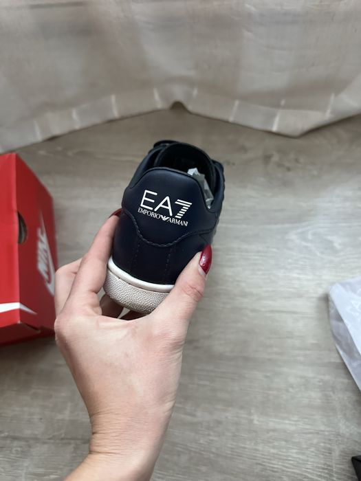 Кожени кецове EA7