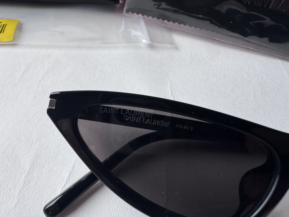 Ochelari de soare Yves Saint Laurent Cat-Eye SL703 55-19 145, Noi