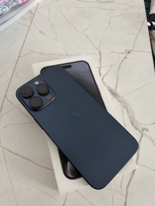Продам iPhone 15 Pro Max, 256 ГБ