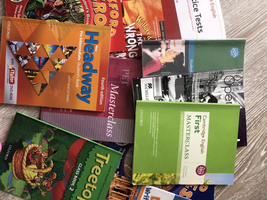 Учебници и помагала по английски и руски език