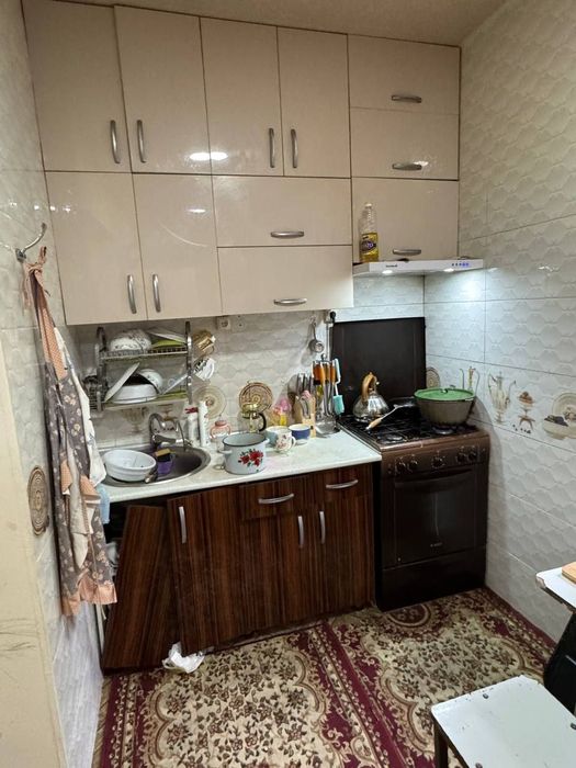 Ахмад югнакий ! Продаётся квартира 3/2/5 балкон 2×6