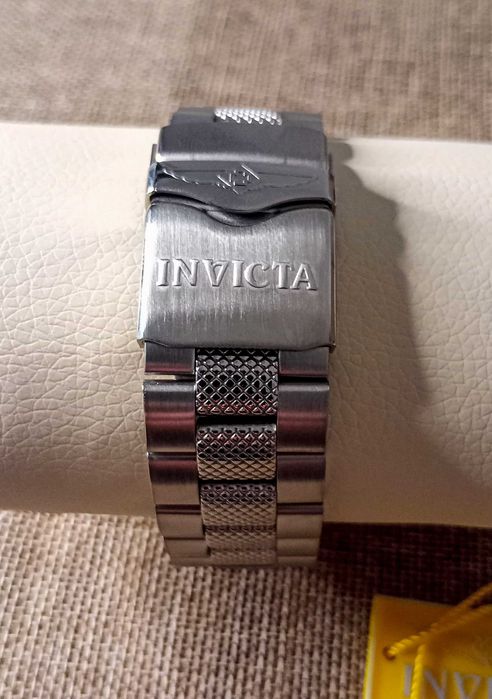 Ceas Invicta NFL Las Vegas Raiders Chronograph GMT Quartz - Barbati