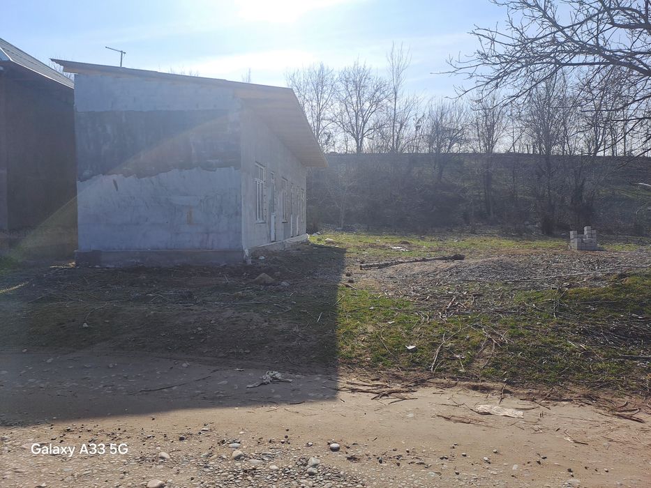 Халкабот мости ёнида ер Сотилади 4сотик 1 сотик 5000