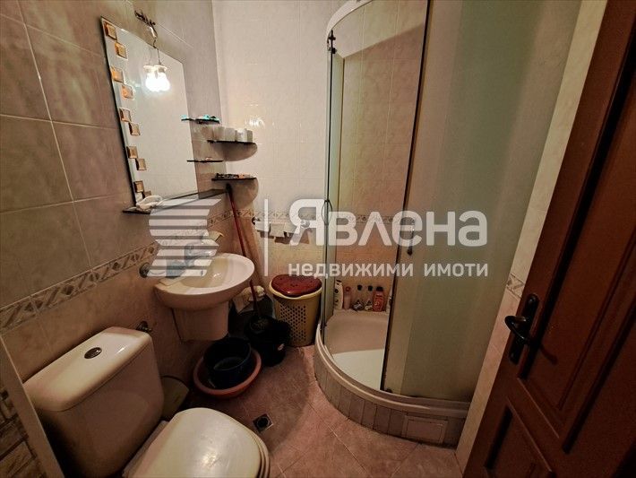 Продава се Двустаен апартамент в Варна, Победа - 90 кв.м за 1610 €/кв.м - Снимка #8