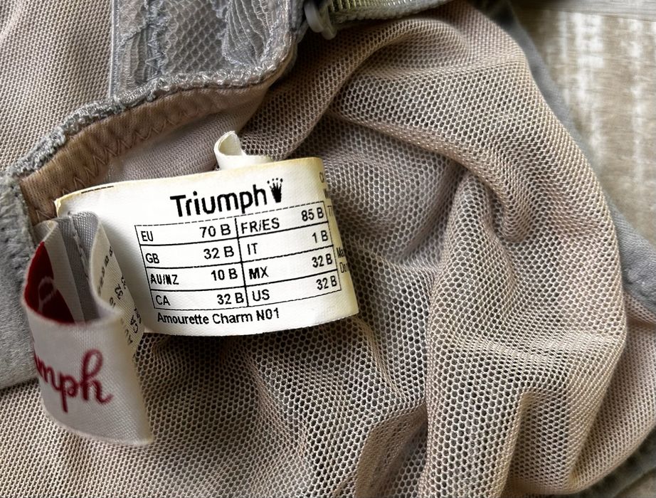 НОВ сутиен/бралет TRIUMPH  70B