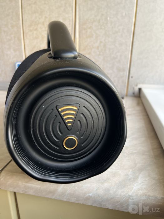 Продаётсья JBL 3 WI FI BOOMBOX в идеальном состоянии