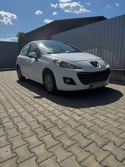 Peugeot 207 , an 2011 motorina