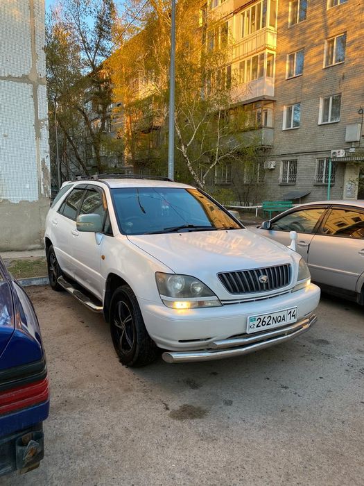 Продам машину  Toyota Harrier