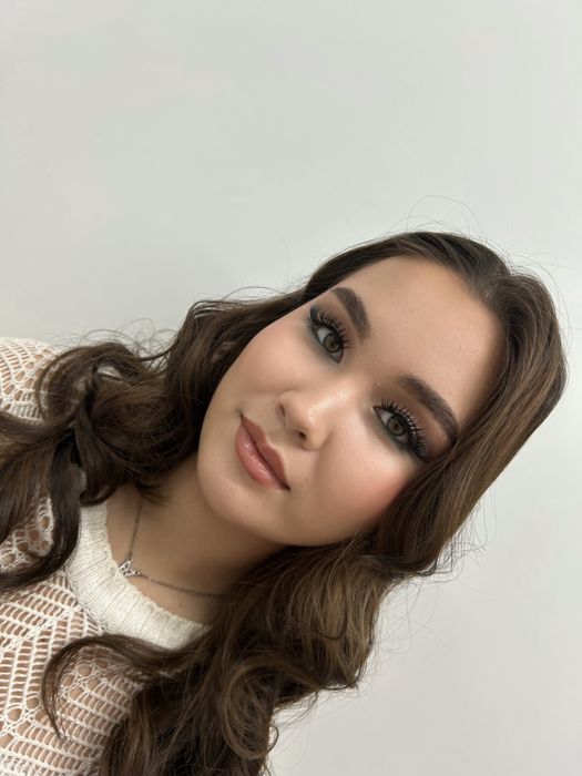 Макияж и локоны 15000