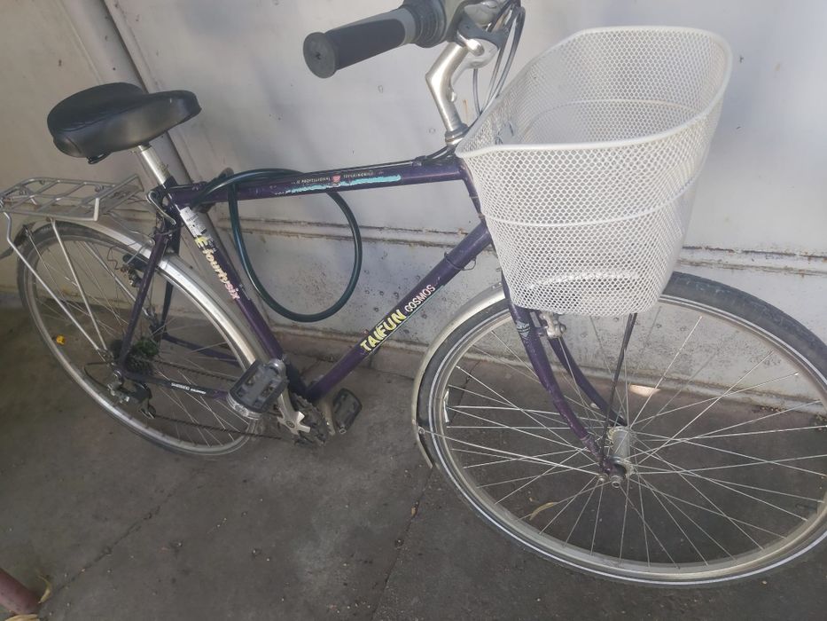 Vând bicicletă taifun cozmo arată și funcționează foarte bine roți 28