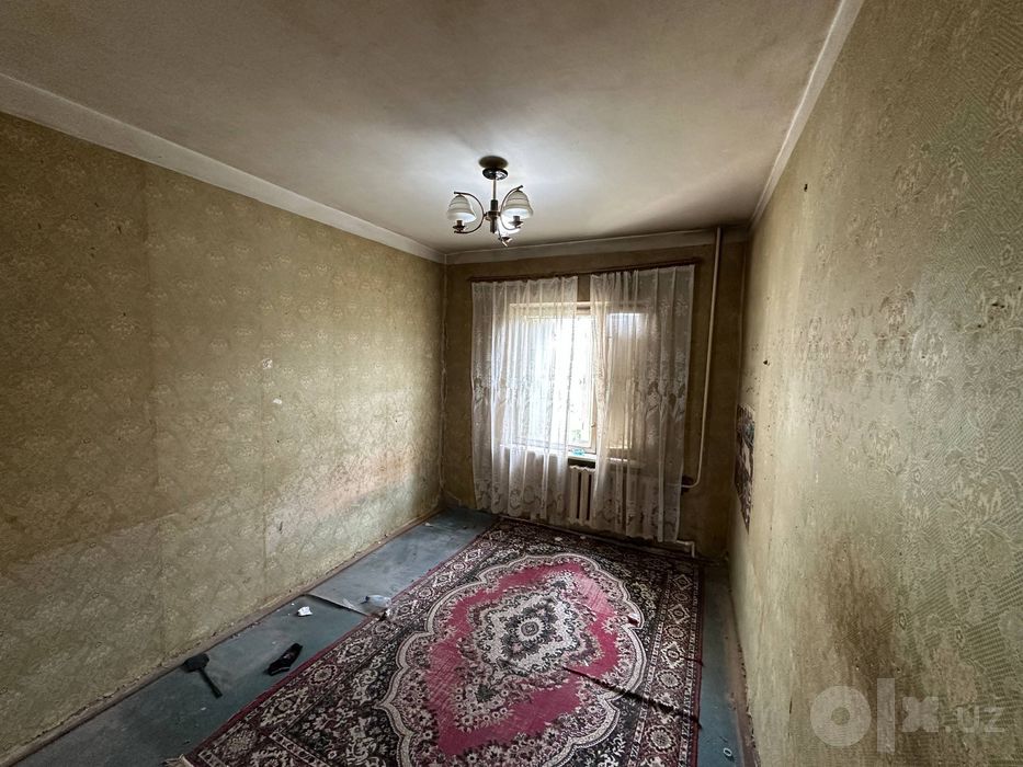 Продаю квартиру (3/3/4) в Бектемире (балкон 2*6) орентир Рувд