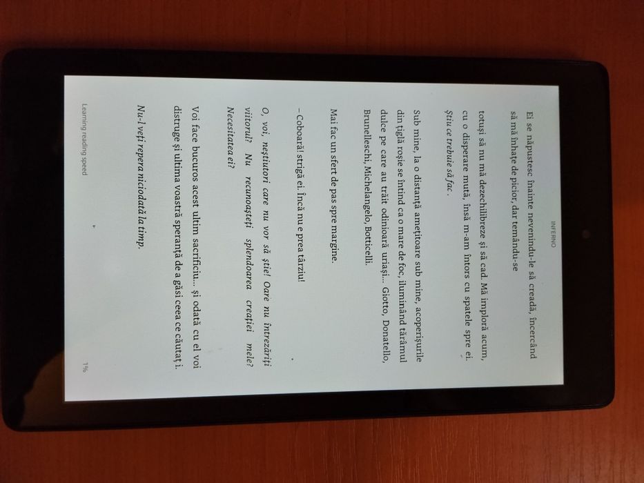 Vând tableta Kindle SX034QT