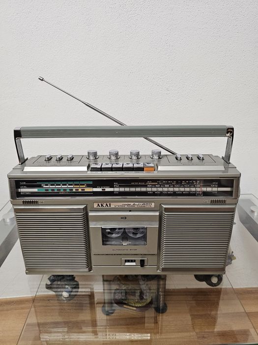 Radio Casetofon SHARP GF-5454 AKAI AJ-420 Stare perfectă