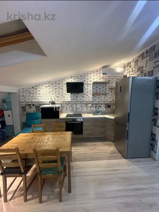 Продам 3к.кв. на Батыс2