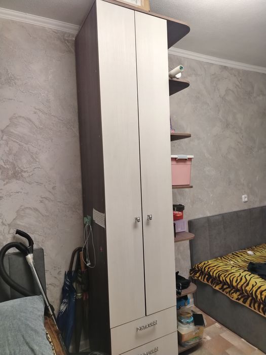 Продам шкаф 20000т