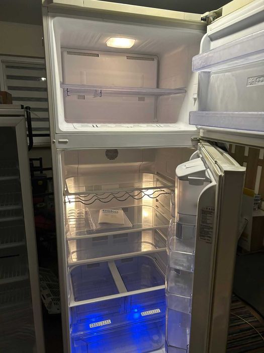Frigider mare no frost Beko