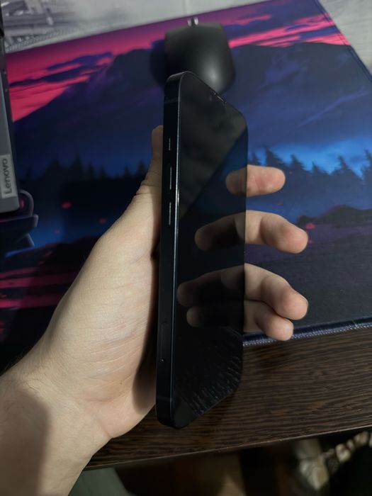 Продам айфон 13 128гб