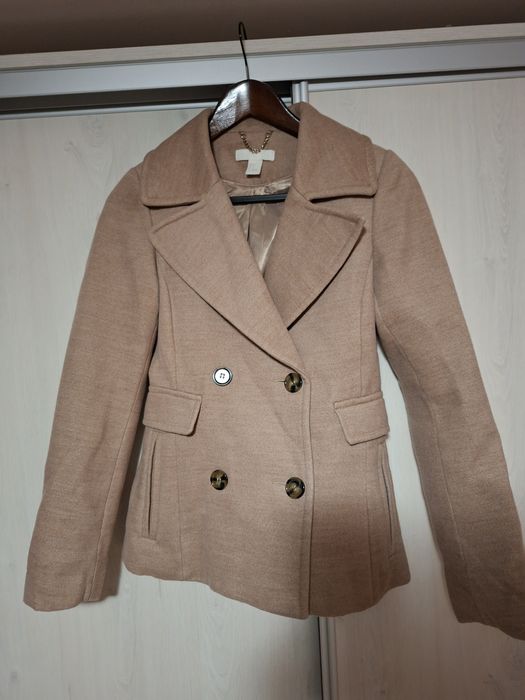 Бежово палто H&M XS размер