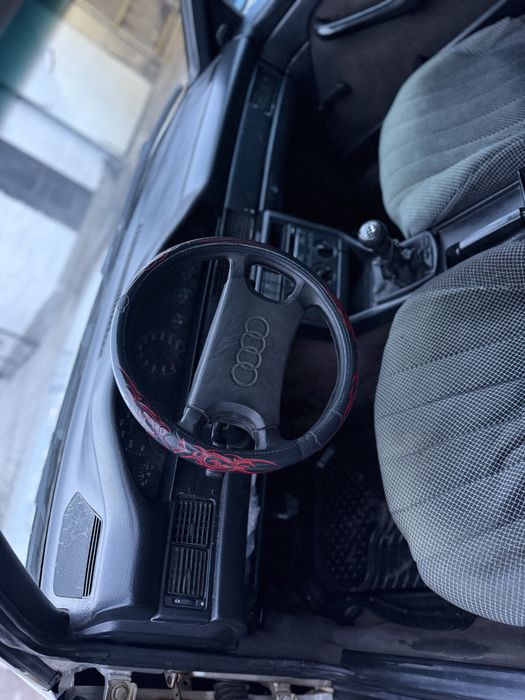 Продам ауди в хорошем состояние