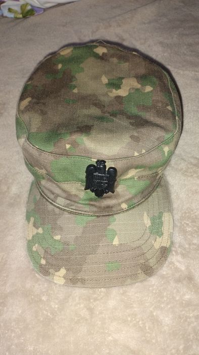 Capela / Sapca militara camuflaj combat, INVICTUS + stema, marimea 56